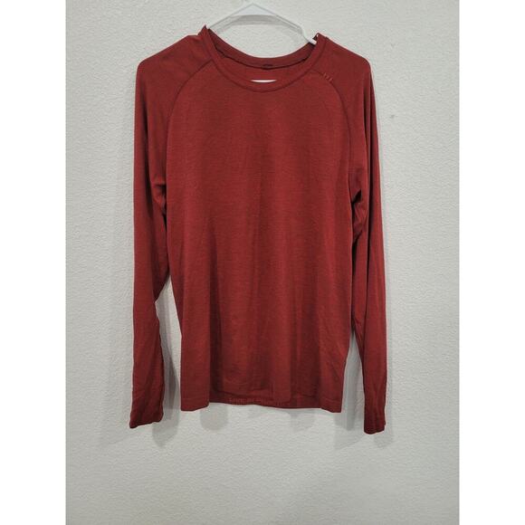 Lululemon Men's Red Long Sleeve‎ Shirt Size Small #5 - Picture 1 of 4